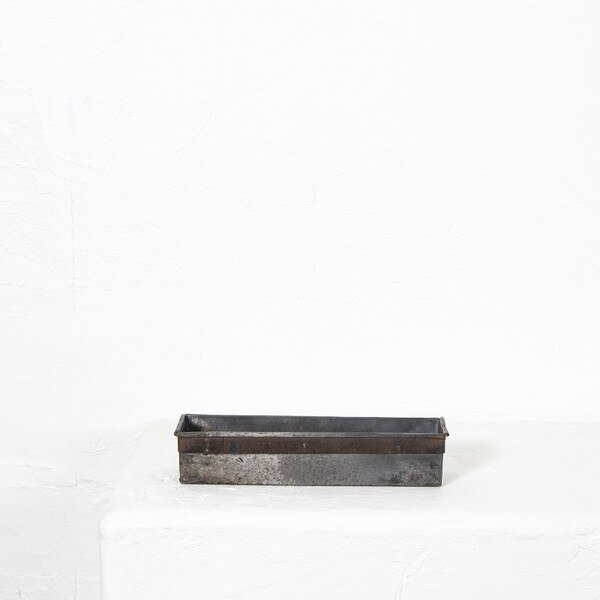 Iron Tray Lifestyle 16